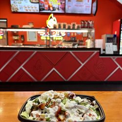Shah's Halal Food - Combo Platter