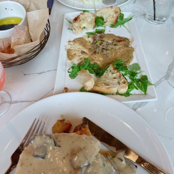 Bar Verona - Chicken Marsala, Steak Tips, 8oz Filet Mignon (GF) - Bars Near Me - Washington, Michigan Bar Verona - Chicken Marsala, Steak Tips, 8oz Filet Mignon (GF) - Bars Near Me - Washington, Michigan