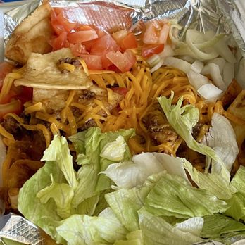 Mama's Kitchen - Beef nachos - Burgers Near Me - Toledo, Ohio