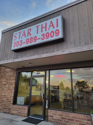 Star Thai by null
