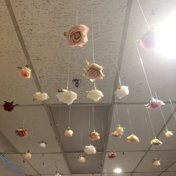 Miya Lounge - Cool ceiling roses! - African Near Me - Beltsville, Maryland Miya Lounge - Cool ceiling roses! - African Near Me - Beltsville, Maryland