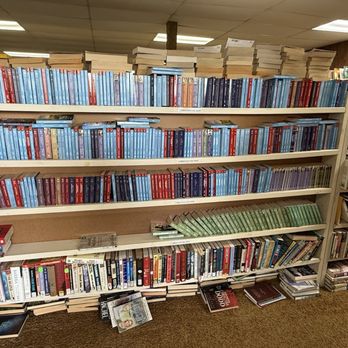 Book Nook - Books - Bookstores Near Me - Cadillac, Michigan