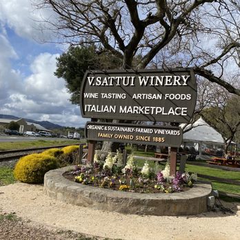 V Sattui Winery - Wineries Near Me - Saint Helena, California V Sattui Winery - Wineries Near Me - Saint Helena, California