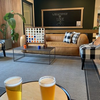 Loge - "Lobby" - Hotels Near Me - Leavenworth, Washington Loge - "Lobby" - Hotels Near Me - Leavenworth, Washington