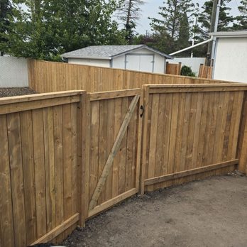 Elite Earthworx - Landscaping Near Me - Lacombe, Alberta Elite Earthworx - Landscaping Near Me - Lacombe, Alberta