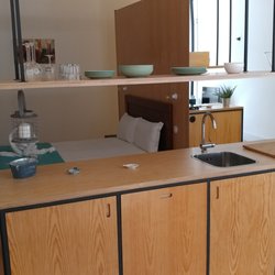 Step in Porto - Kitchen and bed at Step In Porto