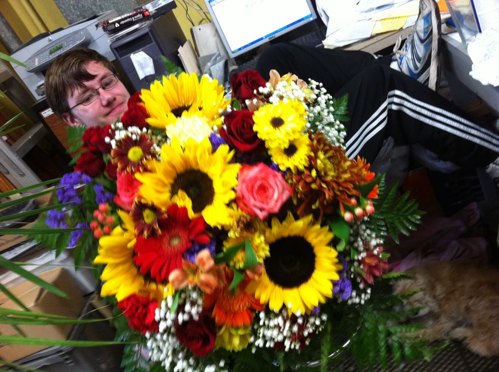 PLANTORIUM FLORIST 921 N Broadway, Massapequa, New York Florists Phone Number Products