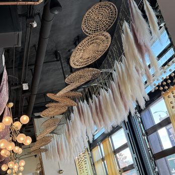 Flora - Cocktail Bars Near Me - Denver, Colorado