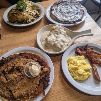 Batter Up Pancakes - Chili verde burrito, cinnamon roll pancake, biscuits and gravy, bacon and eggs, and coffee cake pancake - Pancakes Near Me - Clovis, California