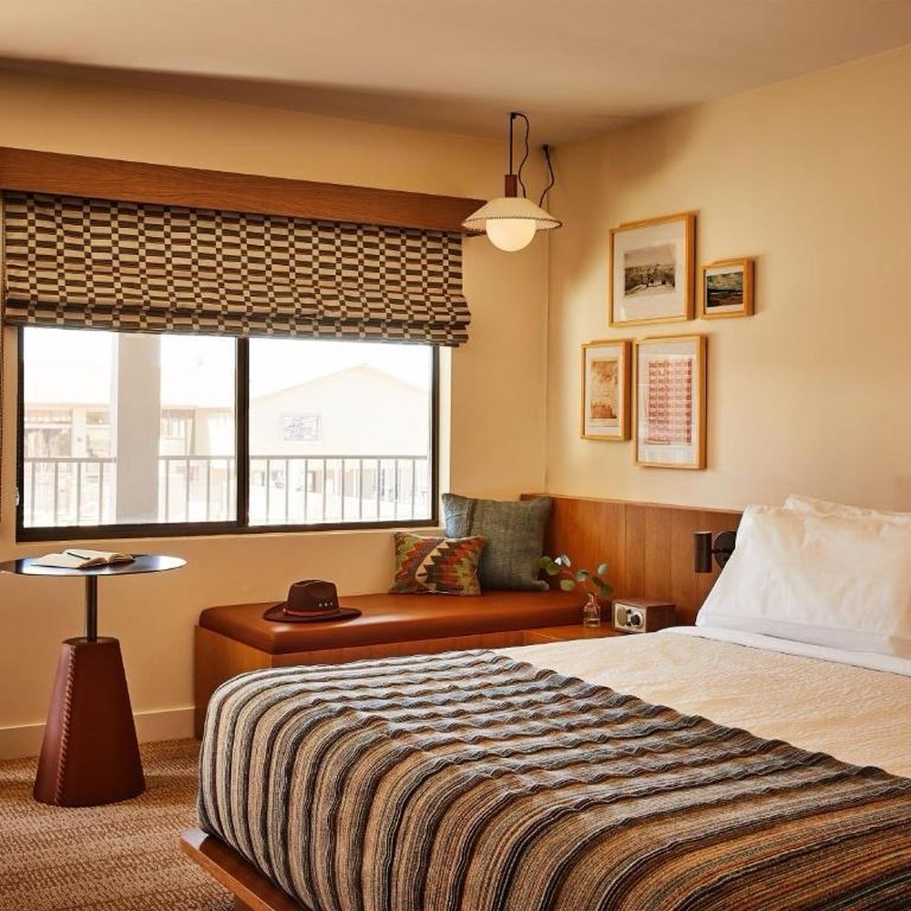 Trailborn Grand Canyon - Standard room - Hotels Near Me - Williams, Arizona