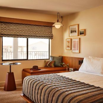 Trailborn Grand Canyon - Standard room - Hotels Near Me - Williams, Arizona Trailborn Grand Canyon - Standard room - Hotels Near Me - Williams, Arizona