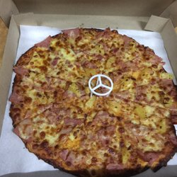 Greenwich - Hawaiian Pizza Thin Crust