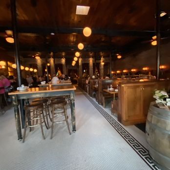 Capo Restaurant - Bars Near Me - Boston, Massachusetts