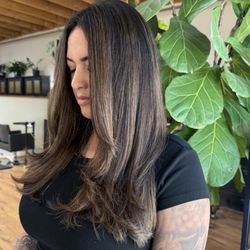 KINshoppe Salon & Day Spa