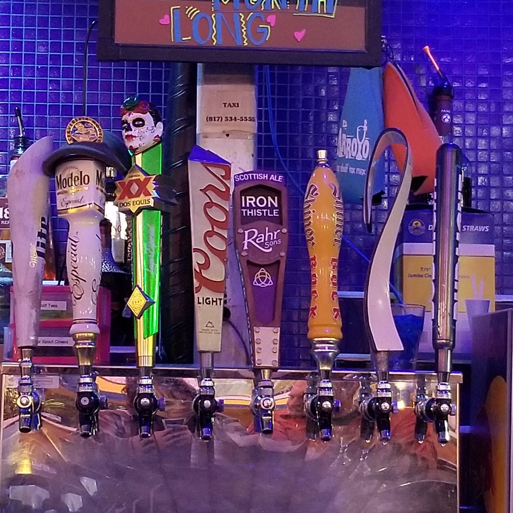El Arroyo - Mexican Near Me - Arlington, Texas