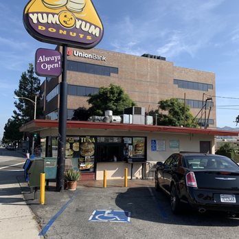 Yum Yum Donuts - Yum Yum Donuts - Donuts Near Me - Burbank, California