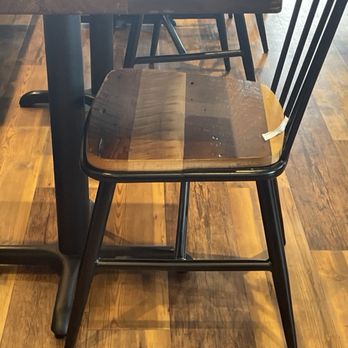 First Watch - This chair is ready for a new customer - Breakfast & Brunch Near Me - Kildeer, Illinois