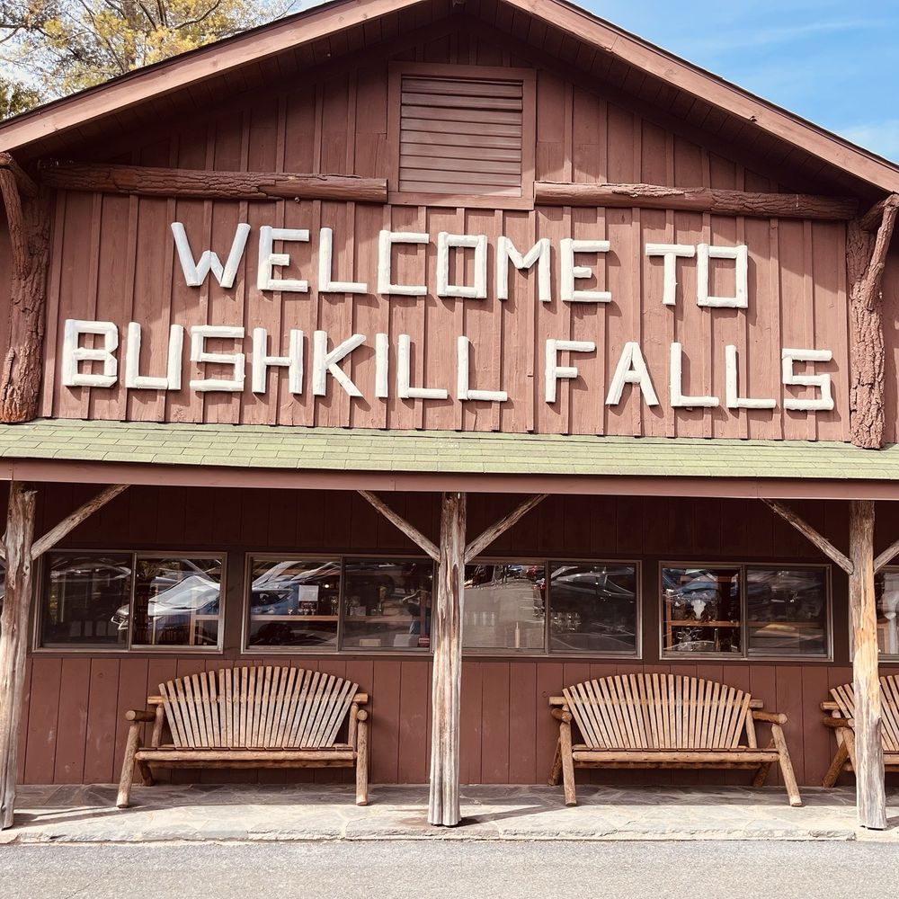 Bushkill Falls - Gift shop Welcome Sign - Tours Near Me - Bushkill, Pennsylvania Bushkill Falls - Gift shop Welcome Sign - Tours Near Me - Bushkill, Pennsylvania