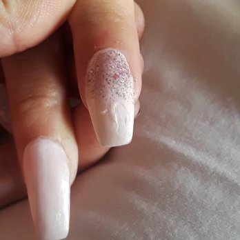 Divine Nails & Spa - Nail Salons Near Me - Wasco, California