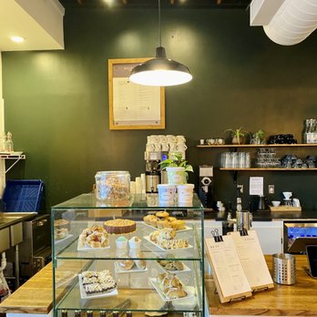 Building Three Coffee - Counter and pastries - Coffee Roasteries Near Me - Colorado Springs, Colorado
