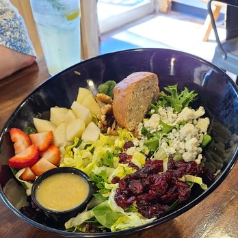 Andalucilla - Pear Walnut Salad - Desserts Near Me - Federal Way, Washington Andalucilla - Pear Walnut Salad - Desserts Near Me - Federal Way, Washington