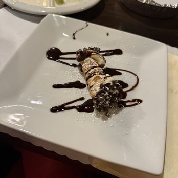 Fratellino's Italian Restaurant - Mini Cannoli - Italian Near Me - Brea, California Fratellino's Italian Restaurant - Mini Cannoli - Italian Near Me - Brea, California