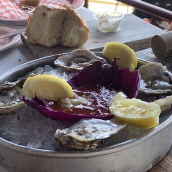 The Crab Pot - 1/2 dozen Oysters on the half shell - Seafood Near Me - Long Beach, California The Crab Pot - 1/2 dozen Oysters on the half shell - Seafood Near Me - Long Beach, California