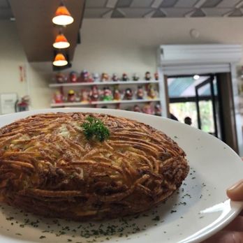 Mrs Potato - Ground Beef Empanada (Pastel de Carne) - Brazilian Near Me - Orlando, Florida Mrs Potato - Ground Beef Empanada (Pastel de Carne) - Brazilian Near Me - Orlando, Florida