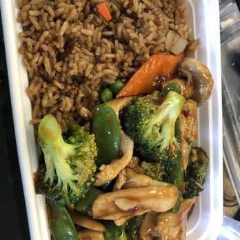 Hunan Wok - Lunch combo #20 schezuan chicken - Chinese Near Me - Dania Beach, Florida Hunan Wok - Lunch combo #20 schezuan chicken - Chinese Near Me - Dania Beach, Florida