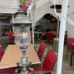 Enzzo's Trattoria