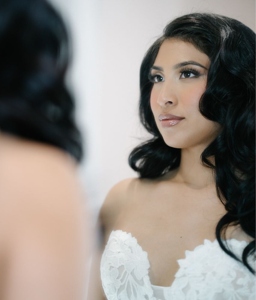 Brides By Toria  Logo