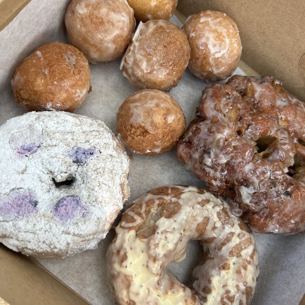 Beacon Doughnuts - Donuts Near Me - Chicago, Illinois Beacon Doughnuts - Donuts Near Me - Chicago, Illinois