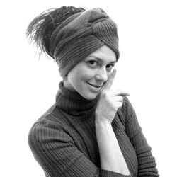 Altalen - Cappello creazione di Altalen, modella Martina Sperotto