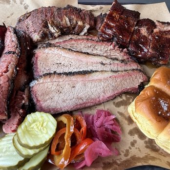 Heritage Barbecue - Pastrami, tri-tip, brisket, pork ribs and garlic rolls - Barbeque Near Me - San Juan Capistrano, California Heritage Barbecue - Pastrami, tri-tip, brisket, pork ribs and garlic rolls - Barbeque Near Me - San Juan Capistrano, California