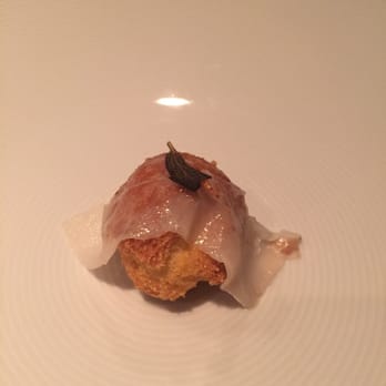 Roberta Sudbrack - Sweet corn bread with lardo and sage - Brazilian Near Me - Rio de Janeiro, RJ