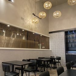 Taco Maya - Inside