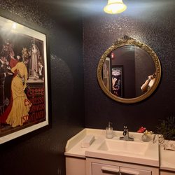 Theater West End - Bathroom