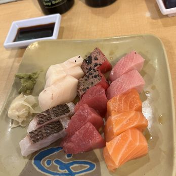 Oishii - Sushi combo - Sushi Bars Near Me - Houston, Texas