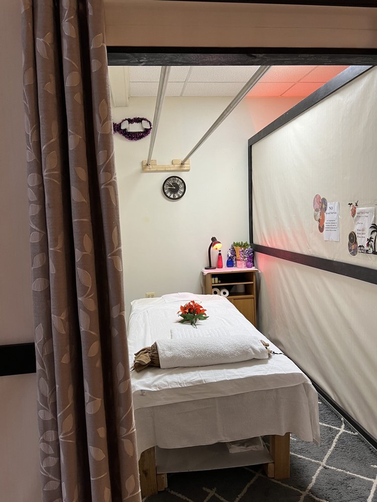 611 MASSAGE STUDIO Updated August 2024 11 Photos 1240 N 9th St