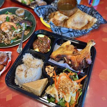 Chicken Licious - Ayam Penyet "印尼炸鸡" Smashed Fried Chicken ($18) - Malaysian Near Me - San Jose, California