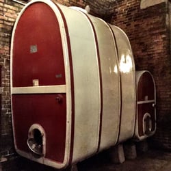 Fattoria Il Piano - 5000 litre concrete wine vat.