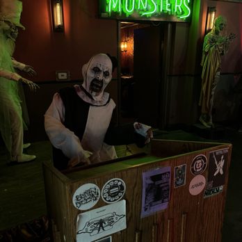 Sliced Pizza - Terrifier the Clown, Private dining room entrance - Pizza Near Me - Las Vegas, Nevada