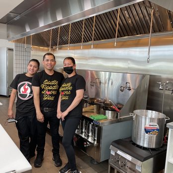 Oodles Noodles - Friendly staff!!! - Chinese Near Me - Airdrie, Alberta Oodles Noodles - Friendly staff!!! - Chinese Near Me - Airdrie, Alberta
