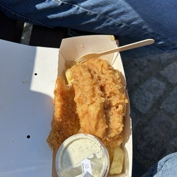 Anstruther Fish Bar - Fish & Chips Near Me - Anstruther, FIF