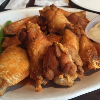 Nellies Place - Medium wings - Pizza Near Me - Waldwick, New Jersey
