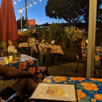 Genovese's Kitchen - Outdoor seating area - Pizza Near Me - Alhambra, California