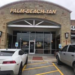 Palm Beach Tan - Store front