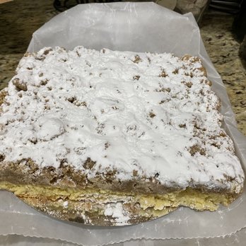 Colonial Bakery - Crumb cake with apple slices - Bakeries Near Me - Lavallette, New Jersey