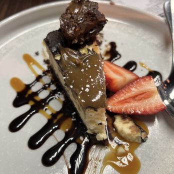 Taps Public House - Cheesecake - Breakfast & Brunch Near Me - Mississauga, Ontario Taps Public House - Cheesecake - Breakfast & Brunch Near Me - Mississauga, Ontario