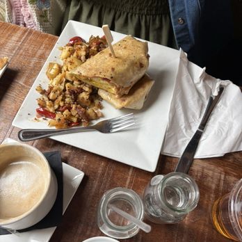 Rise N Shine  - Spicy Avo Bacon Wrap - Breakfast & Brunch Near Me - Syracuse, New York